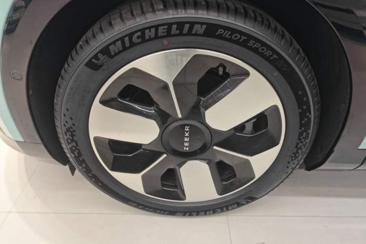 Used Zeekr MIX 2025 Intelligent Driving Version Left Front Wheel Hub