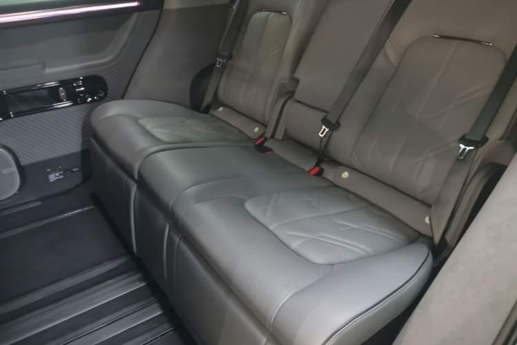 Used Zeekr MIX 2025 Intelligent Driving Version Left Rear Seat