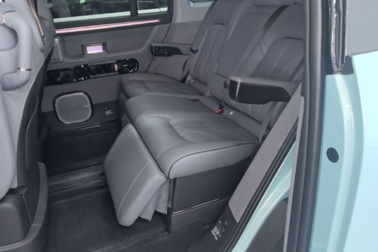 Used Zeekr MIX 2025 Intelligent Driving Version Left Rear Seat