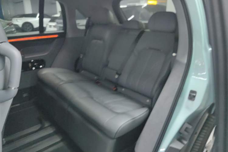 Used Zeekr MIX 2025 Intelligent Driving Version Left Rear Seat