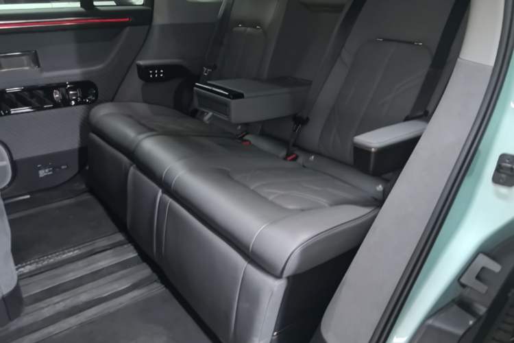 Used Zeekr MIX 2025 Intelligent Driving Version Left Rear Seat