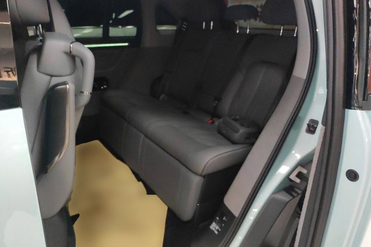 Used Zeekr MIX 2025 Long-Range Intelligent Driving Edition Left Rear Seat