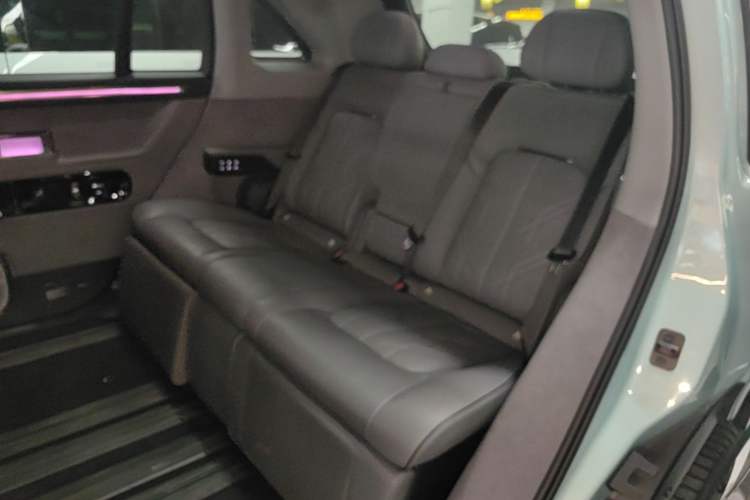 Used Zeekr MIX 2025 Intelligent Driving Version Left Rear Seat