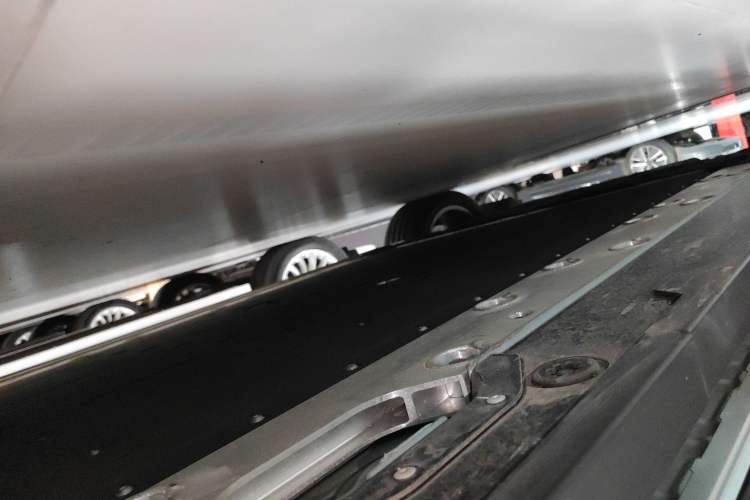 Used Zeekr MIX 2025 Long-Range Intelligent Driving Edition Left Side Sill
