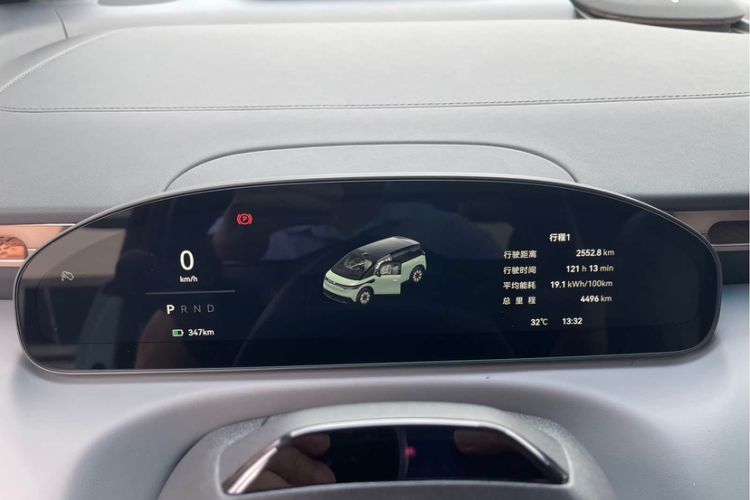 Used Zeekr MIX 2025 Long-Range Intelligent Driving Edition Odometer Close Up