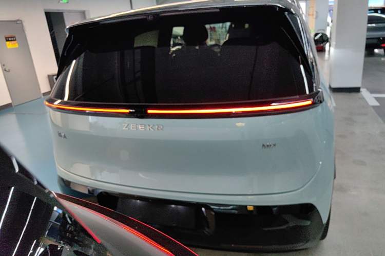 Used Zeekr MIX 2025 Intelligent Driving Version Rear