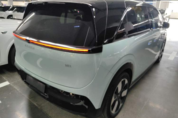 Used Zeekr MIX 2025 Intelligent Driving Version Rear Right 45 Deg