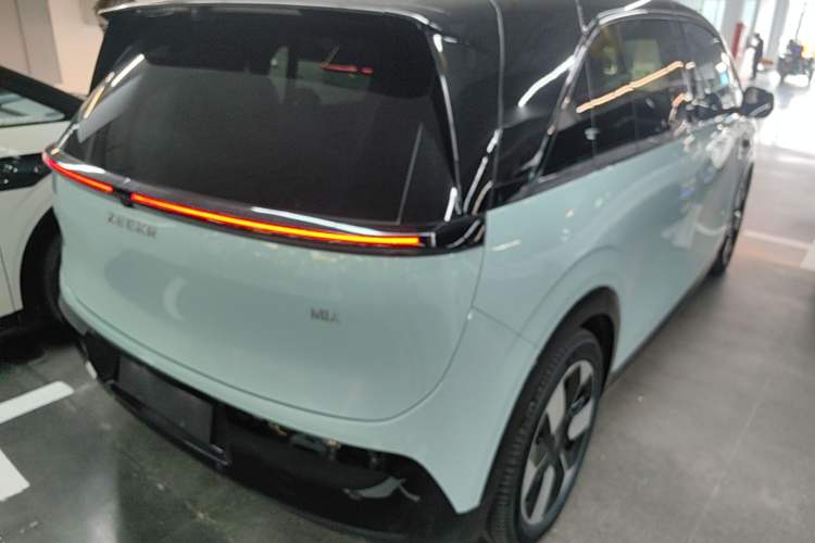 Used Zeekr MIX 2025 Intelligent Driving Version Rear Right 45 Deg