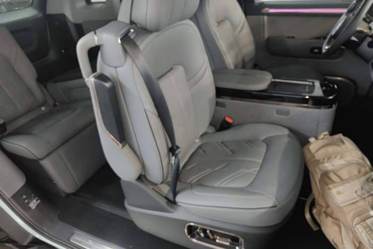 Used Zeekr MIX 2025 Intelligent Driving Version Right Front Seat