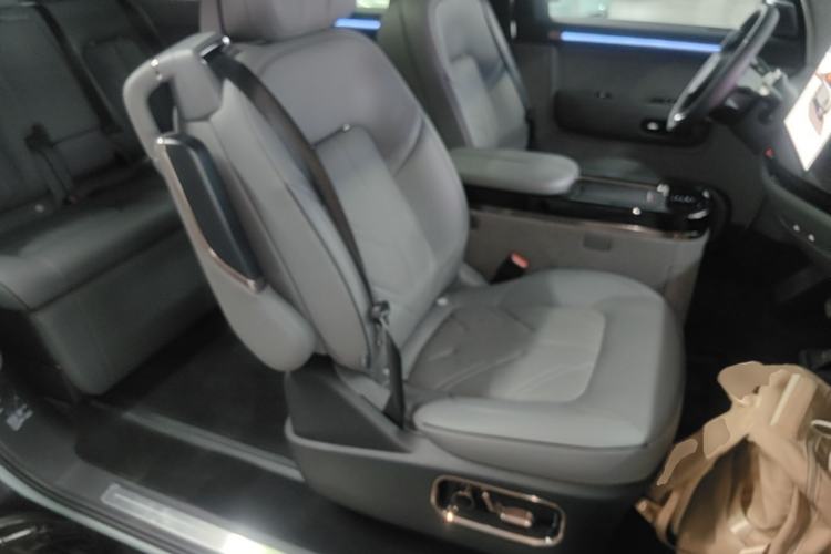Used Zeekr MIX 2025 Intelligent Driving Version Right Front Seat