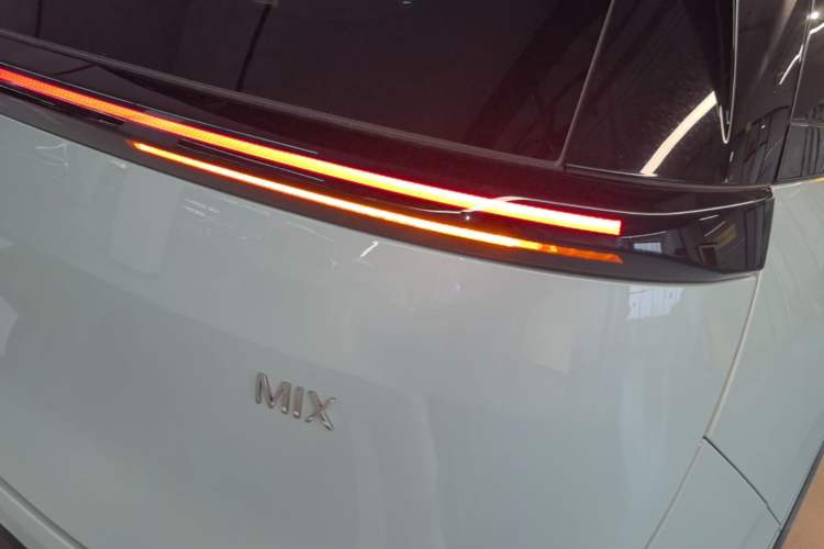 Used Zeekr MIX 2025 Intelligent Driving Version Right Rear Taillight