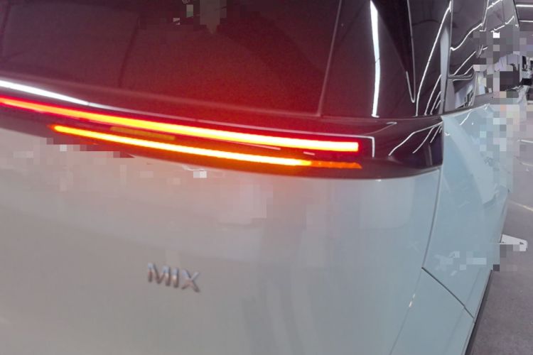 Used Zeekr MIX 2025 Intelligent Driving Version Right Rear Taillight