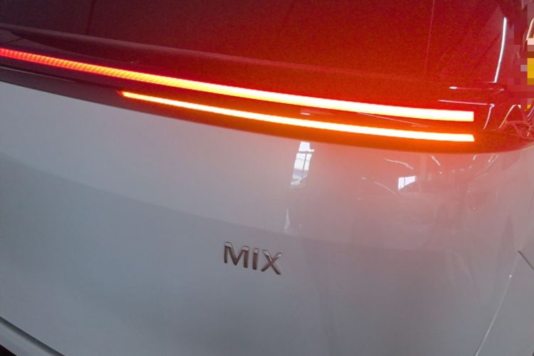Used Zeekr MIX 2025 Intelligent Driving Version Right Rear Taillight