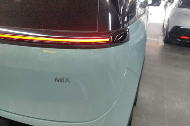 Used Zeekr MIX 2025 Intelligent Driving Version Right Rear Taillight