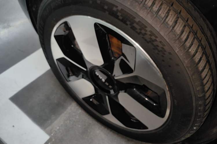 Used Zeekr MIX 2025 Intelligent Driving Version Right Rear Wheel Hub
