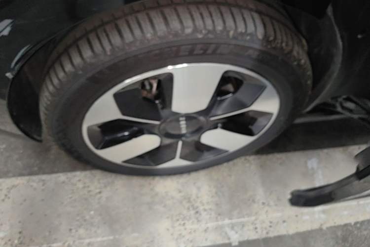 Used Zeekr MIX 2025 Intelligent Driving Version Right Rear Wheel Hub