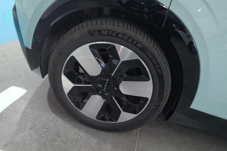 Used Zeekr MIX 2025 Intelligent Driving Version Right Rear Wheel Hub