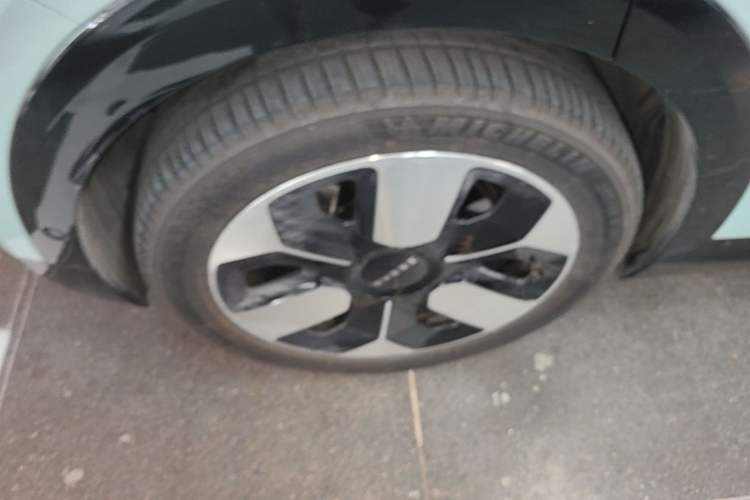 Used Zeekr MIX 2025 Intelligent Driving Version Right Rear Wheel Hub