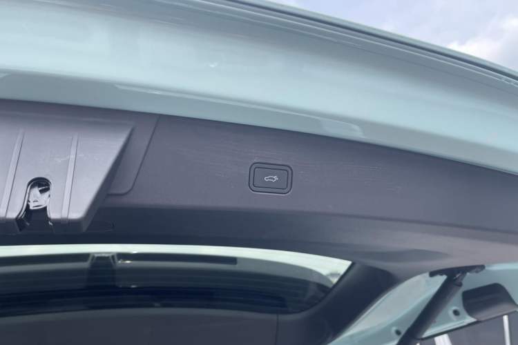 Used Zeekr MIX 2025 Long-Range Intelligent Driving Edition Roof