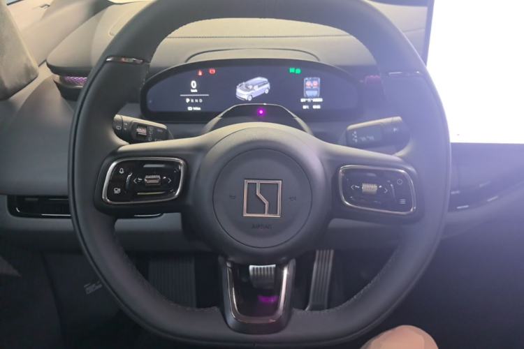 Used Zeekr MIX 2025 Intelligent Driving Version Steering Wheel