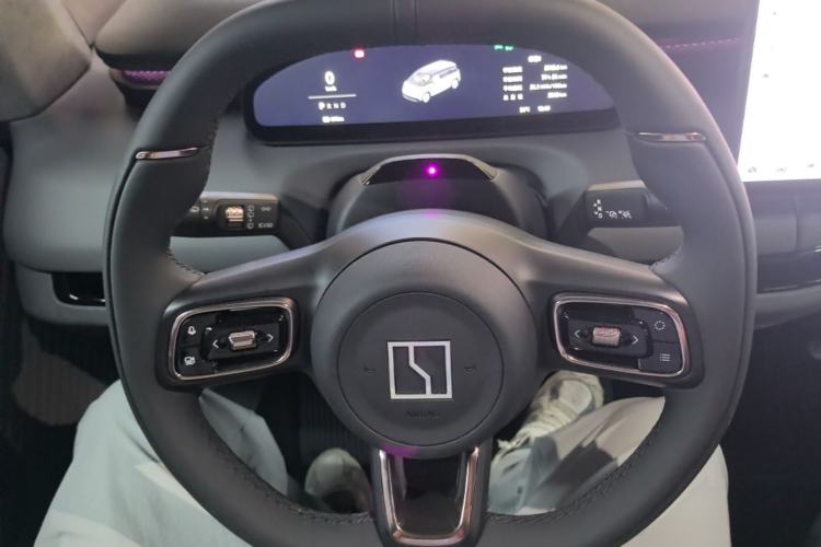 Used Zeekr MIX 2025 Intelligent Driving Version Steering Wheel