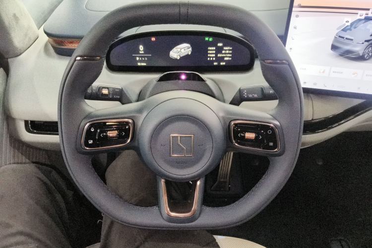 Used Zeekr MIX 2025 Long-Range Intelligent Driving Edition Steering Wheel
