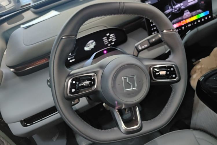 Used Zeekr MIX 2025 Intelligent Driving Version Steering Wheel