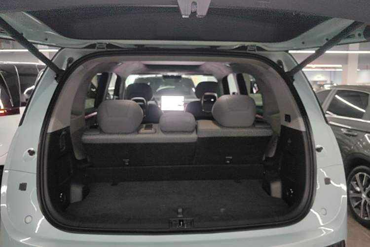 Used Zeekr MIX 2025 Intelligent Driving Version Trunk