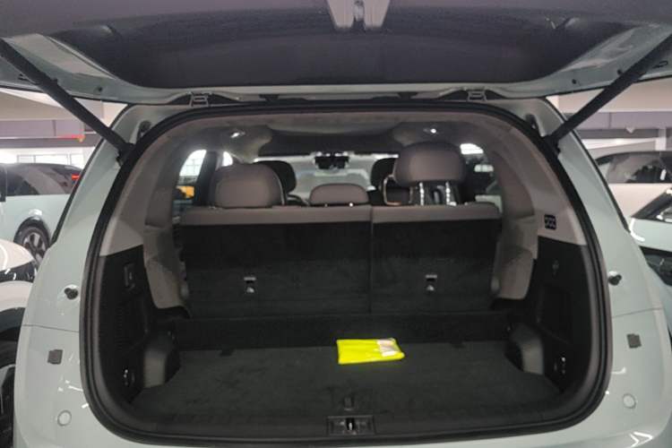Used Zeekr MIX 2025 Intelligent Driving Version Trunk