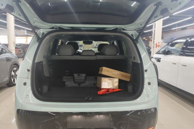 Used Zeekr MIX 2025 Intelligent Driving Version Trunk