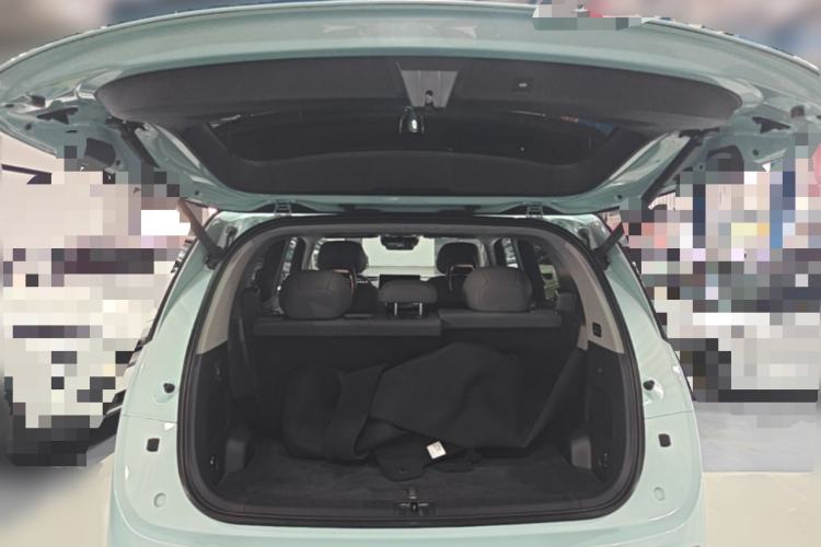 Used Zeekr MIX 2025 Intelligent Driving Version Trunk