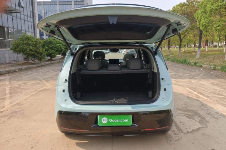 Used Zeekr MIX 2025 Intelligent Driving Version Trunk
