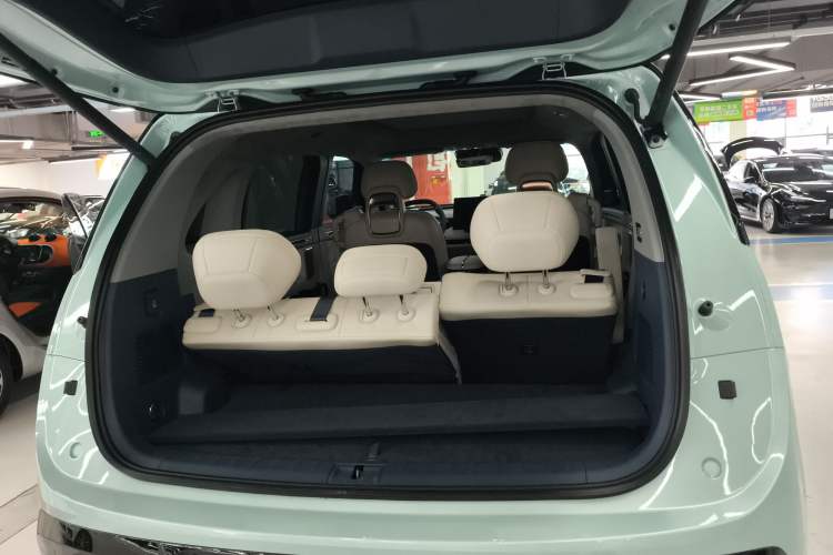 Used Zeekr MIX 2025 Intelligent Driving Version Trunk