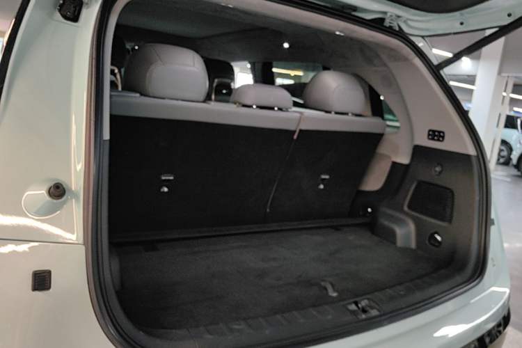 Used Zeekr MIX 2025 Intelligent Driving Version Trunk