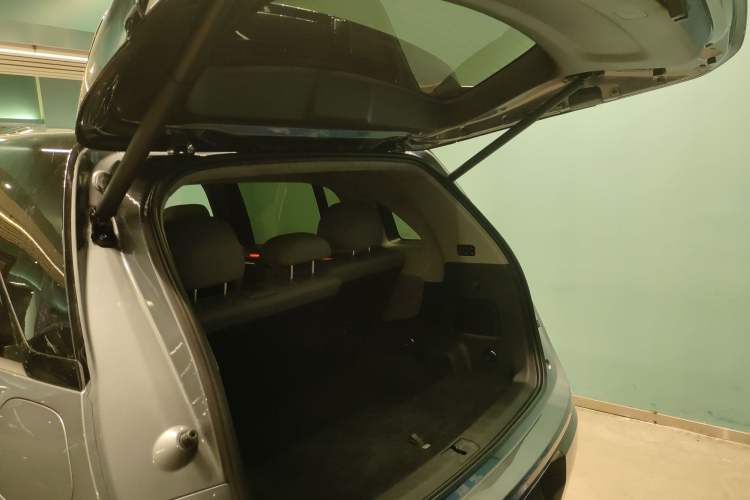 Used Zeekr MIX 2025 Long-Range Intelligent Driving Edition Trunk