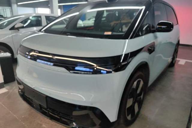 Used Zeekr MIX 2025 Intelligent Driving Version