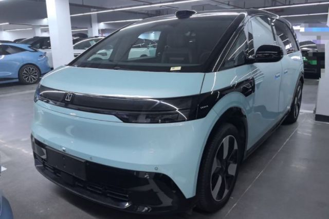 Used Zeekr MIX 2025 Intelligent Driving Version