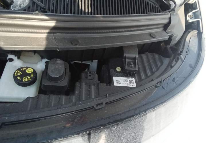 Used Zeekr MIX 2025 Intelligent Driving Version Engine Bay Left