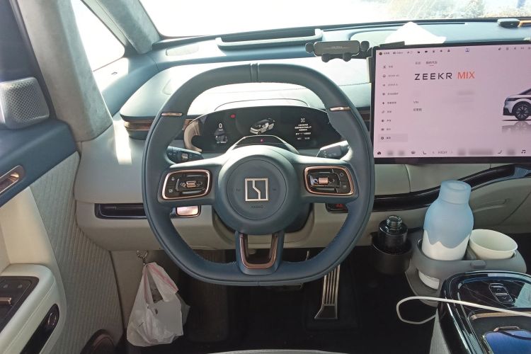 Used Zeekr MIX 2025 Intelligent Driving Version Steering Wheel