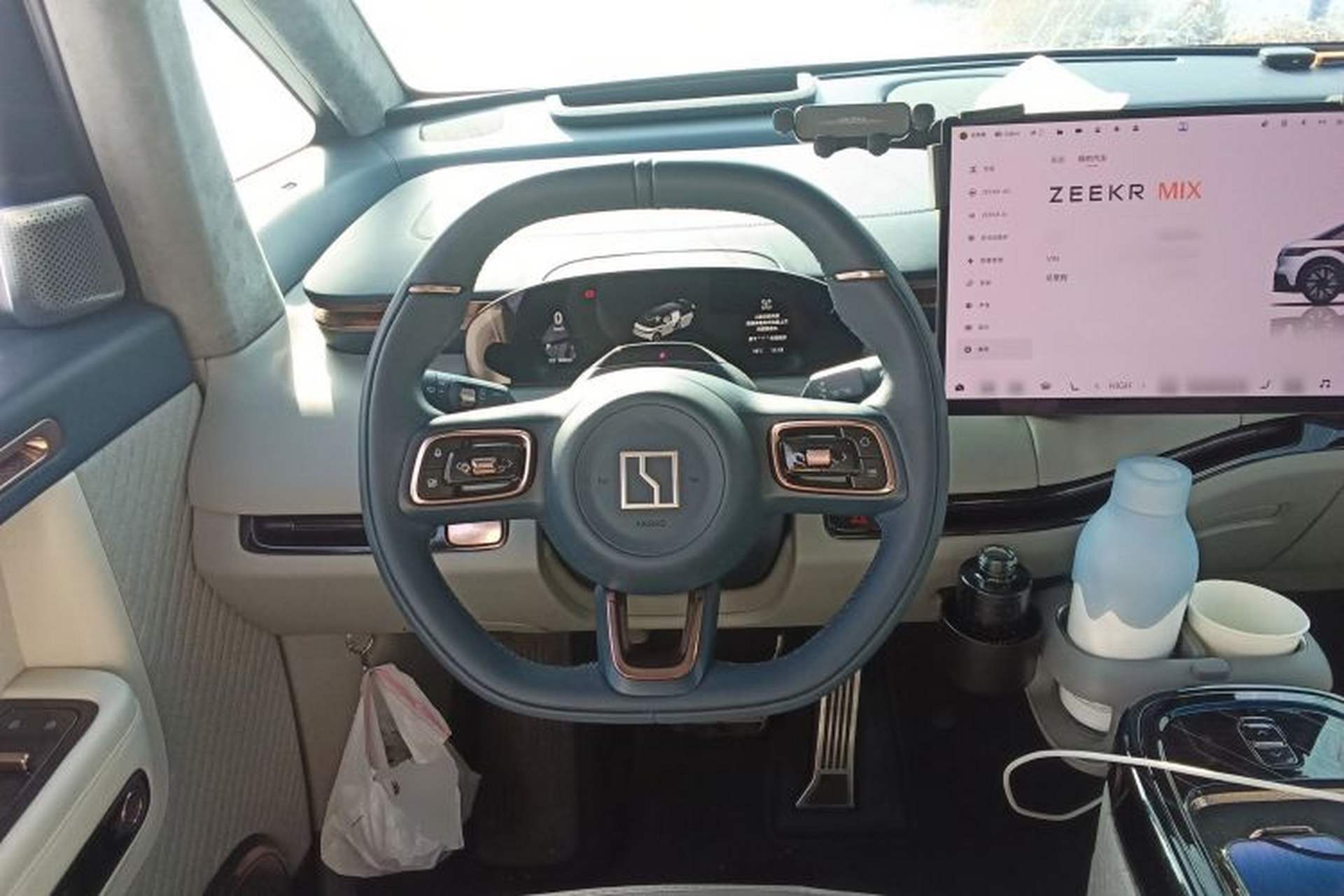 Used Zeekr MIX 2025 Intelligent Driving Version Steering Wheel