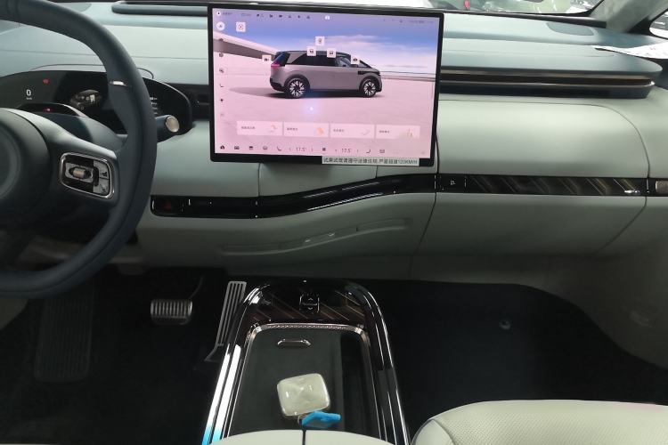 Used Zeekr MIX 2025 Long-Range Intelligent Driving Edition Audio And AC Panel