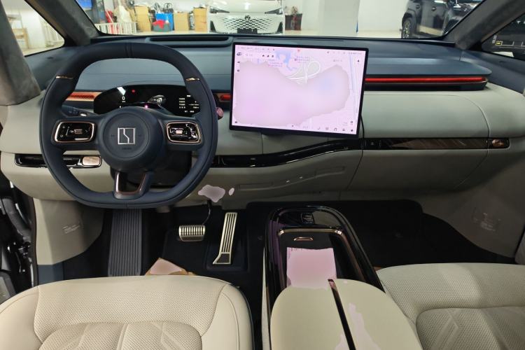 Used Zeekr MIX 2025 Long-Range Intelligent Driving Edition Center Console