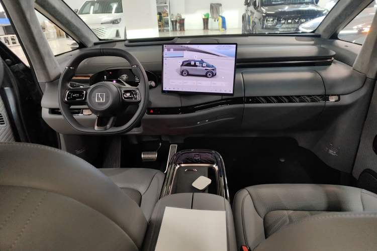 Used Zeekr MIX 2025 Long-Range Intelligent Driving Edition Center Console