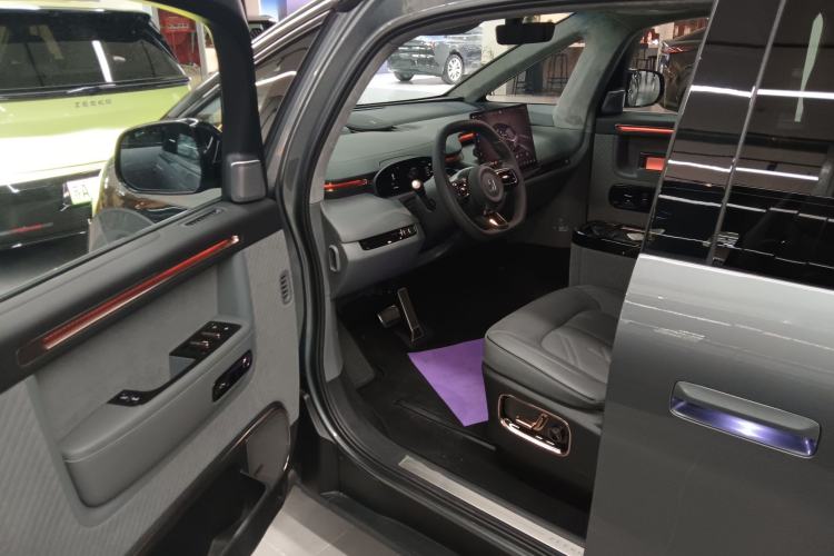 Used Zeekr MIX 2025 Long-Range Intelligent Driving Edition Driver Seat