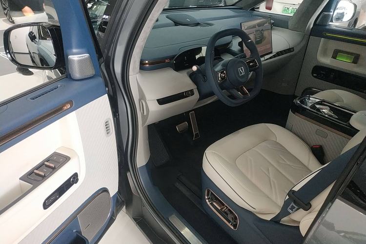 Used Zeekr MIX 2025 Long-Range Intelligent Driving Edition Driver Seat