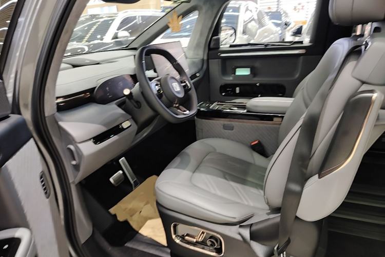 Used Zeekr MIX 2025 Long-Range Intelligent Driving Edition Driver Seat