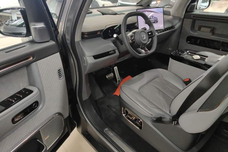 Used Zeekr MIX 2025 Long-Range Intelligent Driving Edition Driver Seat