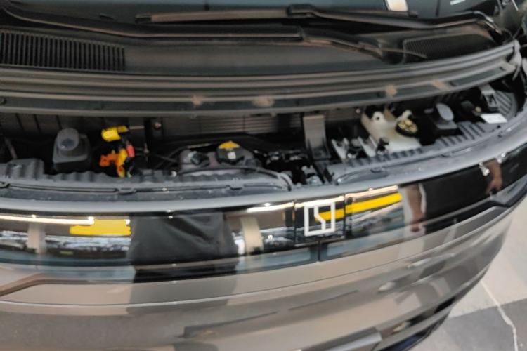 Used Zeekr MIX 2025 Intelligent Driving Version Engine Bay