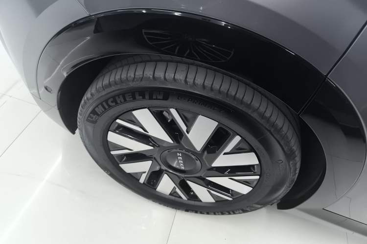 Used Zeekr MIX 2025 Long-Range Intelligent Driving Edition Exterior 1