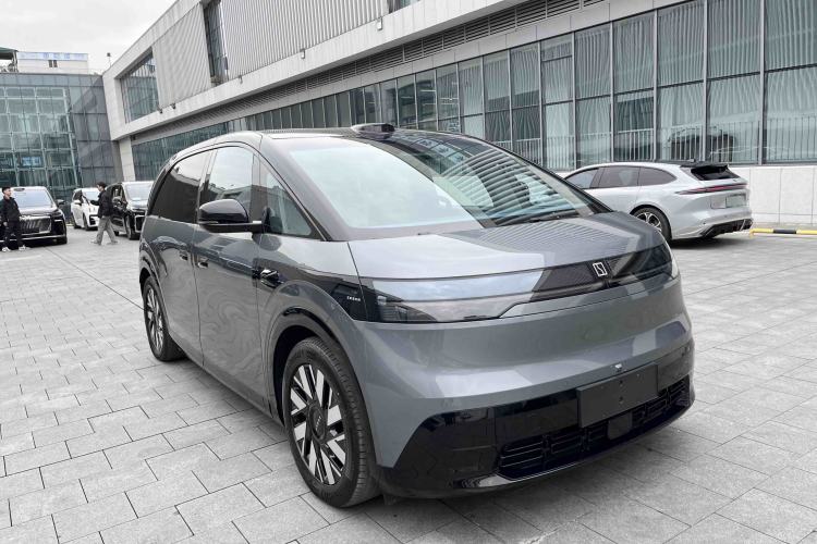 Used Zeekr MIX 2025 Long-Range Intelligent Driving Edition Exterior 2